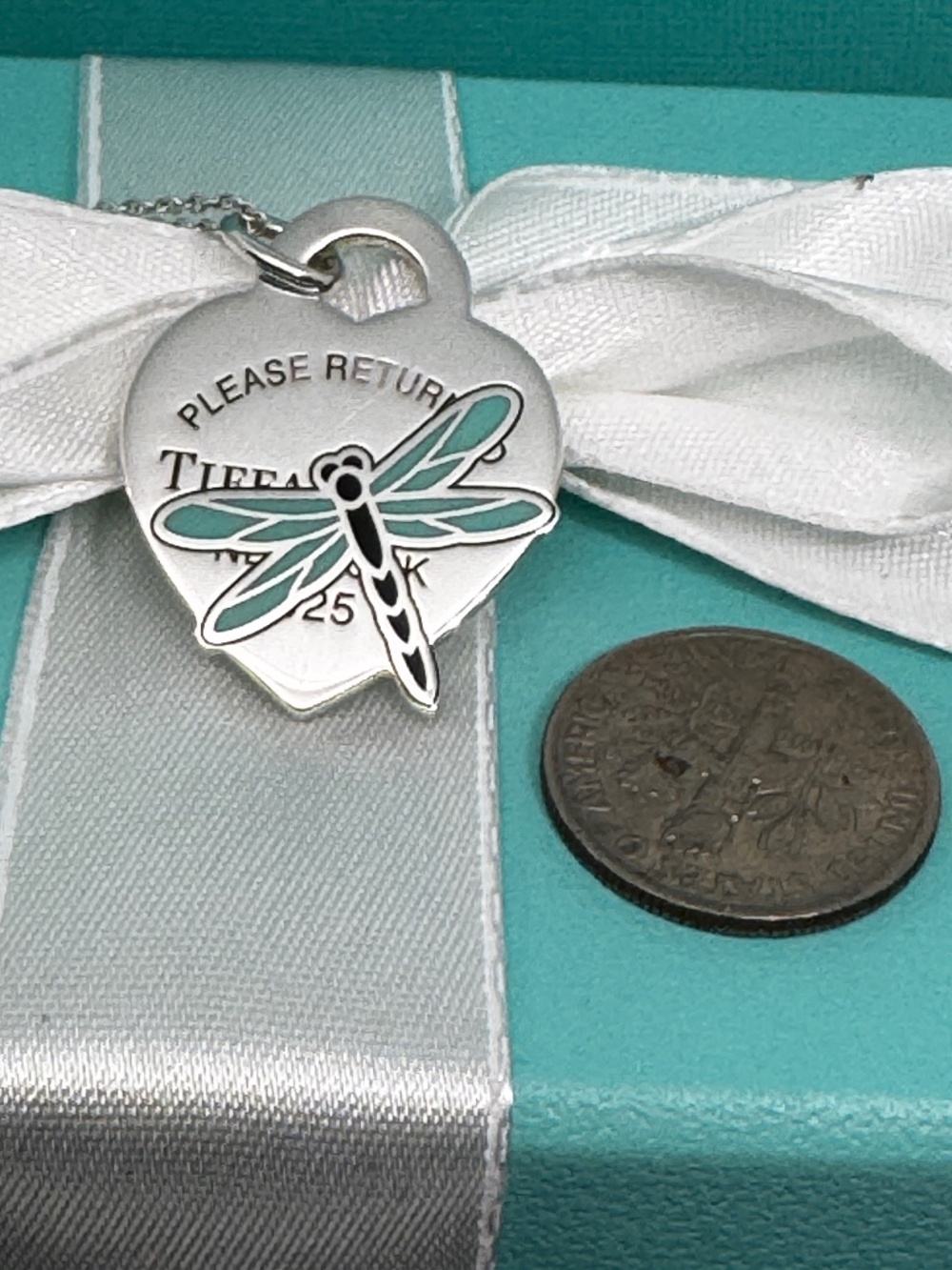 RARE Tiffany & Co. Dragonfly Enamel Heart Tag Pendant Necklace Sterling 925 - Picture 8 of 9